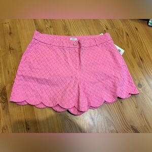crown & ivy Pink Quilted Scallop Hem Shorts
